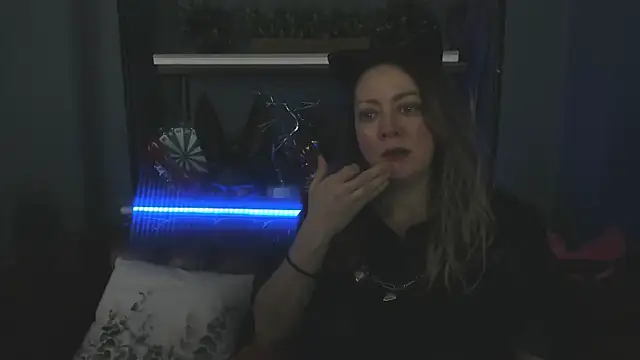 JesiaFoxi online show from February 25, 12:27 pm