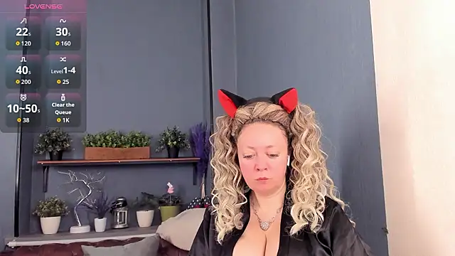 JesiaFoxi online show from March 23, 12:49 pm