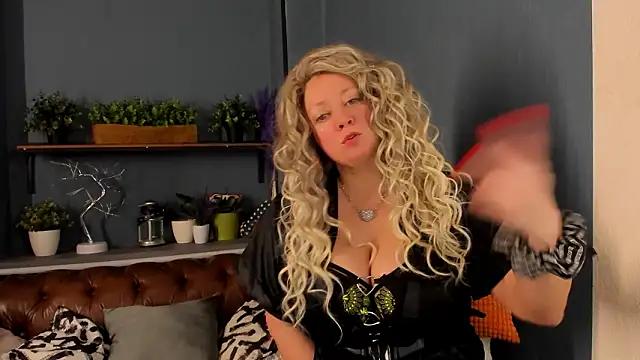 JesiaFoxi online show from February 19, 2:58 pm