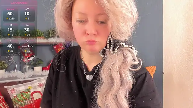 JesiaFoxi online show from January 9, 1:18 pm