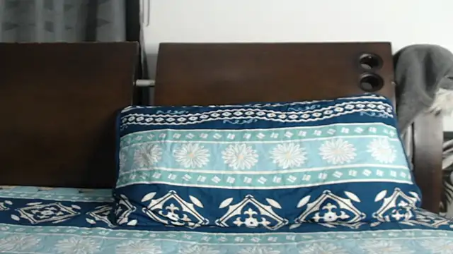 Tobicutee online show from January 9, 10:00 am