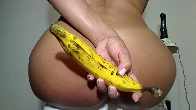 SensualGata13 online show from December 3, 2:34 am