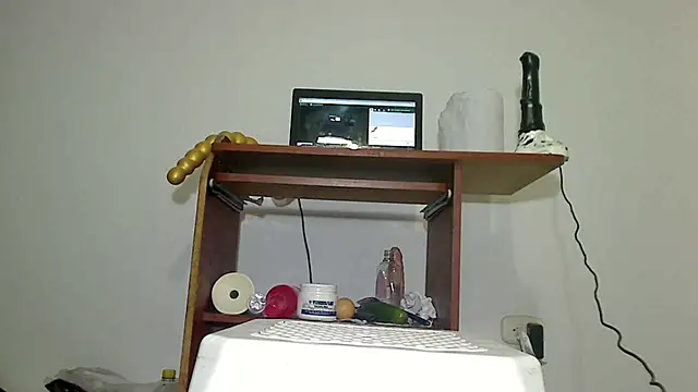 SensualGata13 online show from May 19, 8:16 pm