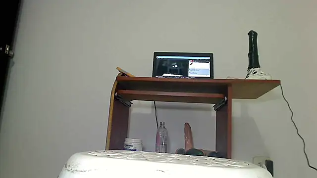 SensualGata13 online show from October 1, 10:24 pm