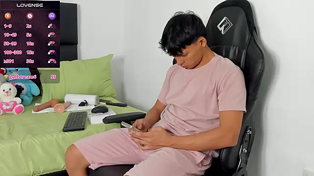 Tonny twink  online show from March 14, 1:44 am