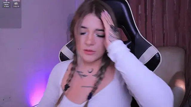 ashleyvalirya online show from November 28, 4:12 am