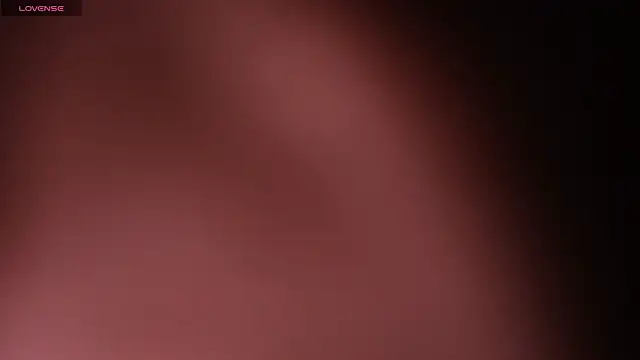 ashleyvalirya online show from April 17, 8:00 pm