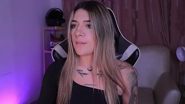 ashleyvalirya online show from November 14, 3:54 am