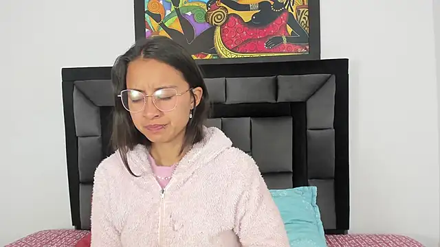 tatiana valencia online show from March 18, 12:39 pm