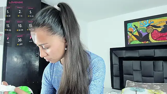 tatiana valencia online show from February 26, 3:32 pm