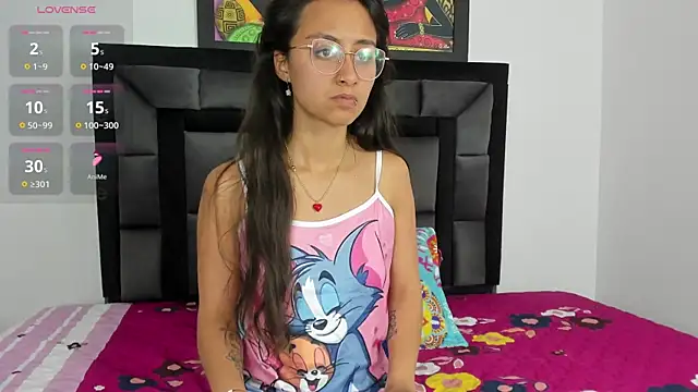 tatiana valencia online show from March 9, 6:21 pm