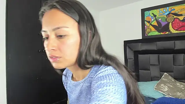 tatiana valencia online show from February 25, 3:42 pm