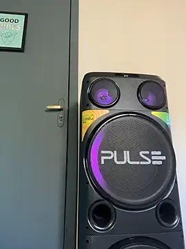 xMirana  online show from November 2, 10:31 am