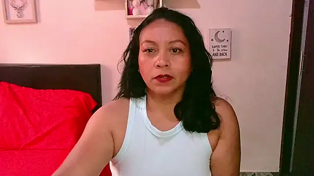 zaray bella online show from November 16, 8:02 pm