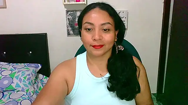 zaray bella online show from April 16, 9:39 pm