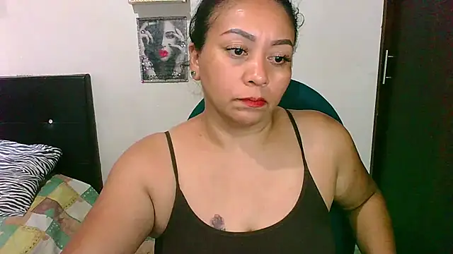 zaray bella online show from March 30, 9:38 pm