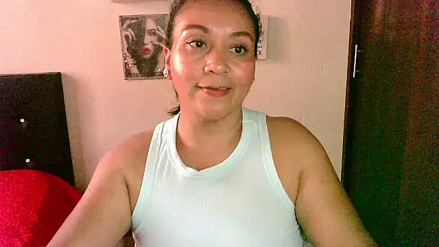 zaray bella online show from October 7, 10:00 pm