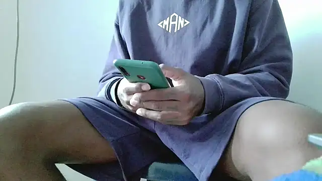 Snapshot of Alphadavid_23 chatting on July 12, 3:02 pm Alphadavid 23 online show from July 12, 3:02 pm