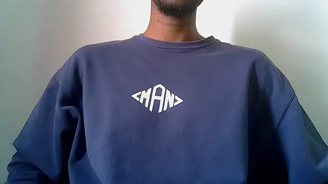 Snapshot of Alphadavid_23 chatting on June 7, 4:01 pm Alphadavid 23 online show from June 7, 4:01 pm