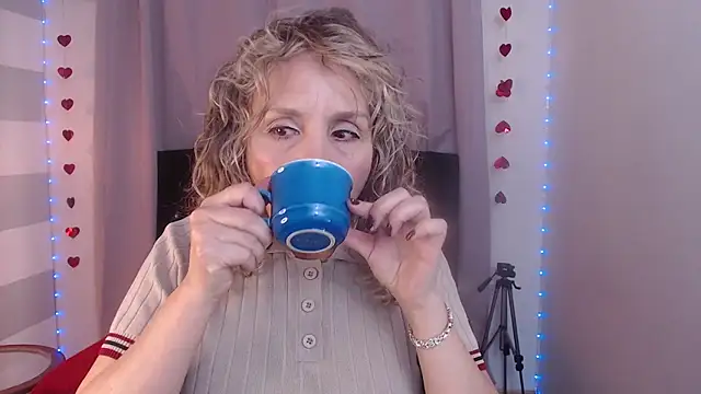 Afrodita sg online show from February 18, 2:57 pm