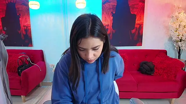 Snapshot of Rousse_land chatting on September 13, 2:22 am Rousse land online show from September 13, 2:22 am