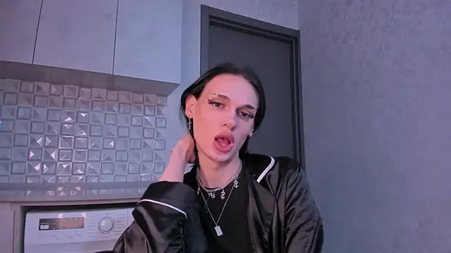 CHERLYBAY online show from January 5, 11:19 pm