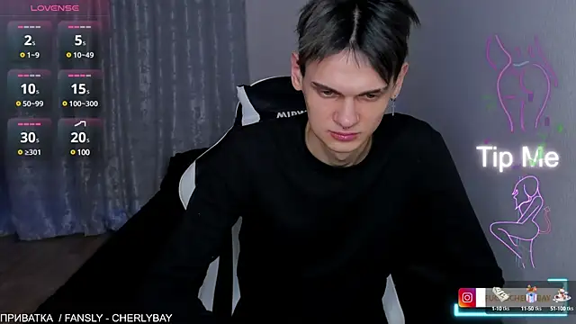 Snapshot of CHERLYBAY chatting on February 27, 8:53 pm CHERLYBAY online show from February 27, 8:53 pm