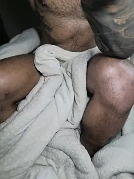 moody1996- online show from March 22, 6:15 am