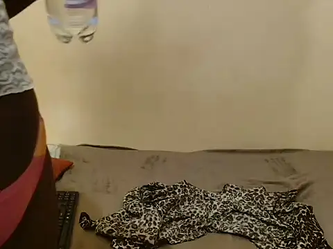 ZIPORA07 online show from October 30, 6:01 am