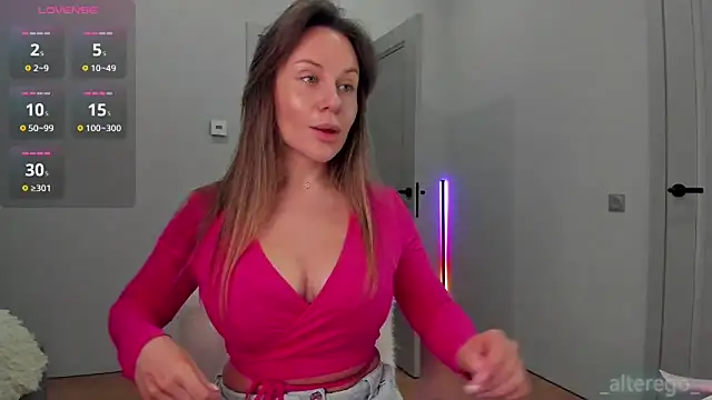  cometoseeme  online show from March 15, 3:52 pm