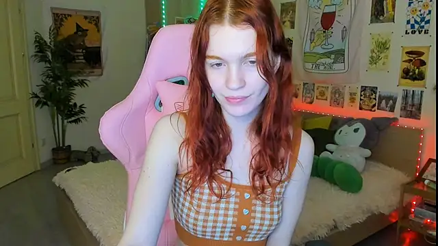 Snapshot of Sunny_Elly chatting on March 6, 8:52 am Sunny Elly online show from March 6, 8:52 am