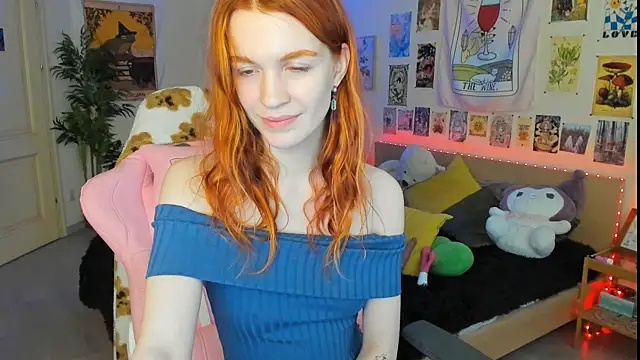 Snapshot of Sunny_Elly chatting on March 18, 9:56 am Sunny Elly online show from March 18, 9:56 am