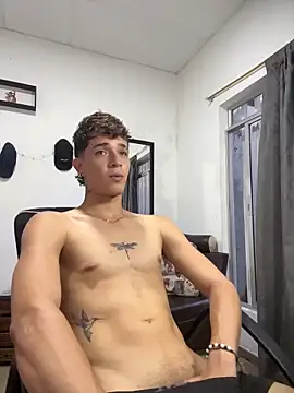 cristofer 988 online show from May 5, 10:57 pm