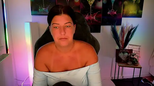 Snapshot of NatiLove35 chatting on September 27, 5:24 am NatiLove35 online show from September 27, 5:24 am