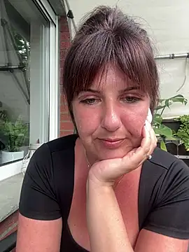 Snapshot of NatiLove35 chatting on July 2, 5:30 pm NatiLove35 online show from July 2, 5:30 pm