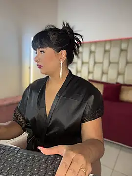 Alexa Miss online show from September 17, 6:32 pm