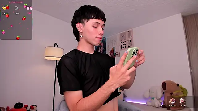 Snapshot of angel_bless19 chatting on November 22, 8:51 pm angel bless19 online show from November 22, 8:51 pm