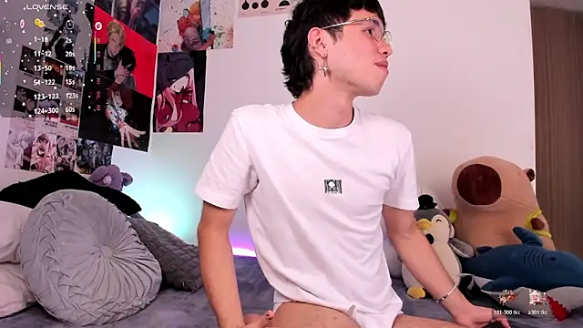 angel bless19 online show from December 18, 8:45 pm