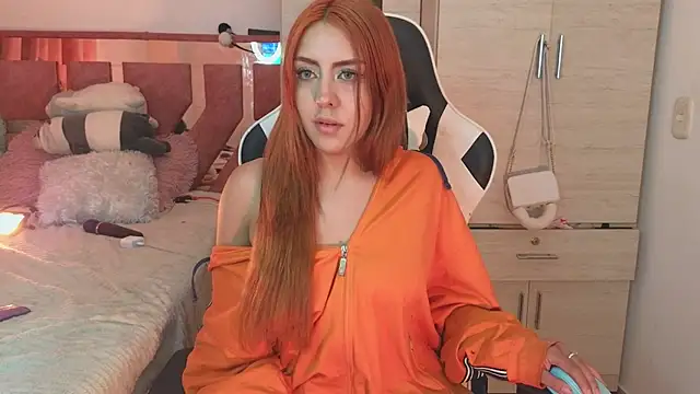 Snapshot of Angel_lusst chatting on January 17, 4:39 am Angel lusst online show from January 17, 4:39 am