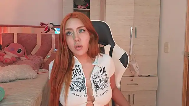 Snapshot of Angel_lusst chatting on January 16, 6:46 am Angel lusst online show from January 16, 6:46 am