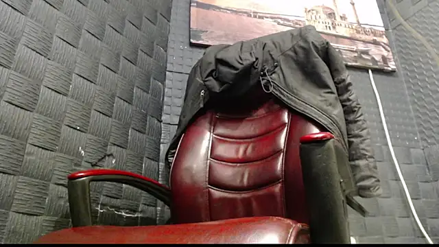 hardbigcock16 online show from November 27, 12:27 pm