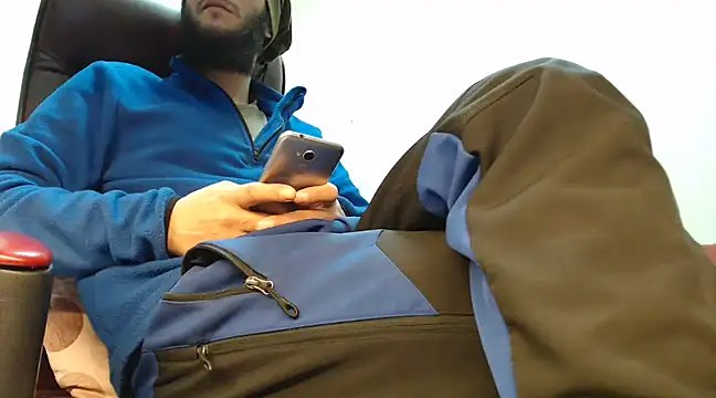 hardbigcock16 online show from February 21, 12:17 pm