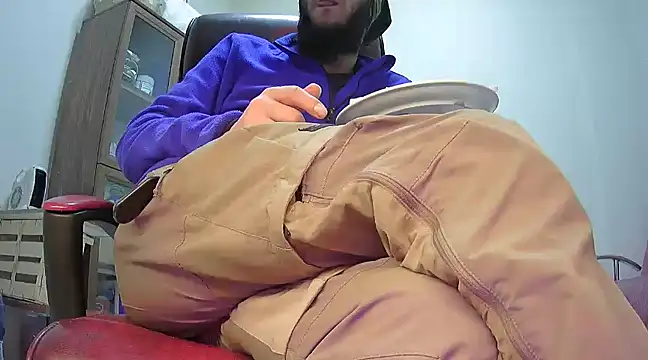 hardbigcock16 online show from February 15, 9:49 am