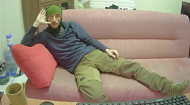 hardbigcock16 online show from February 5, 9:15 am