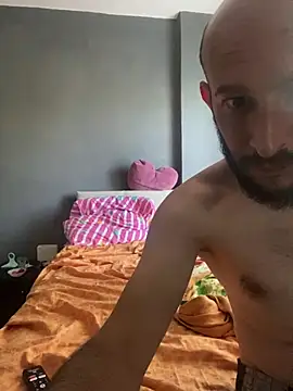 hardbigcock16 online show from July 17, 6:43 am