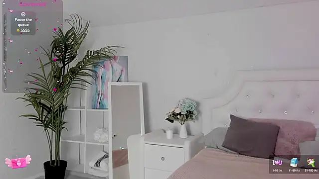 Snapshot of Mary_uw chatting on March 5, 3:18 am Mary uw online show from March 5, 3:18 am