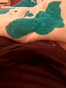 zazaza12ratyuijgg online show from December 1, 9:04 pm