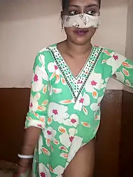 juhi06 online show from April 28, 2:21 am