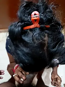 Snapshot of juhi06 chatting on February 28, 11:21 am juhi06 online show from February 28, 11:21 am