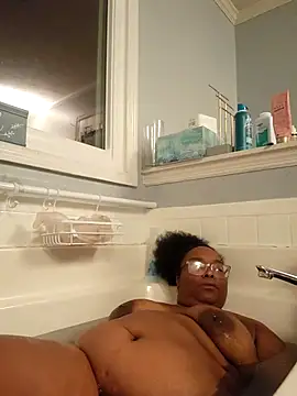 caramelchocolate88 online show from November 22, 8:24 am